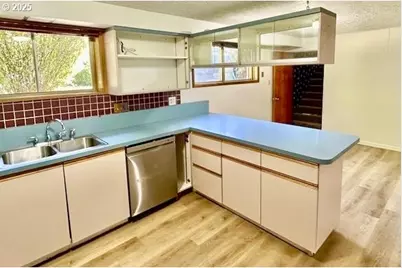 3602 NE 134th Ave, Portland, OR 97230 - Photo 29