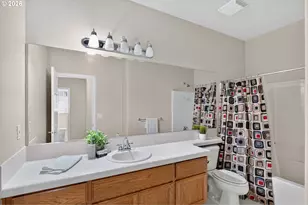 14395 NW Lilium Dr, Portland, OR 97229 - Photo 17