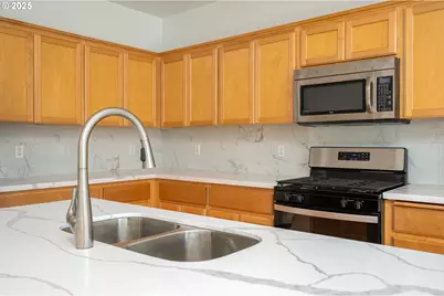 13398 SW Macbeth Dr, Tigard, OR 97224 - Photo 17