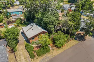 210 W Franklin St, Bingen, WA 98605 - Photo 25
