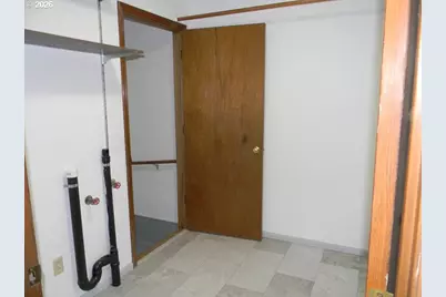 210 W Franklin St, Bingen, WA 98605 - Photo 19