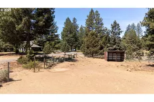 19723 Buck Canyon Rd, Bend, OR 97702 - Photo 45