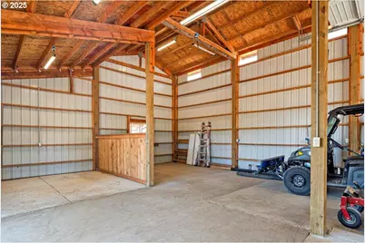 19723 Buck Canyon Rd, Bend, OR 97702 - Photo 43