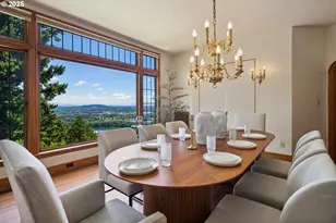 5570 SW Menefee Dr, Portland, OR 97239 - Photo 15