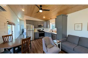 4570 Heceta St, Florence, OR 97439 - Photo 33