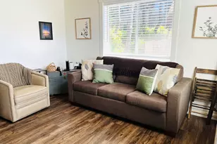 4570 Heceta St, Florence, OR 97439 - Photo 11