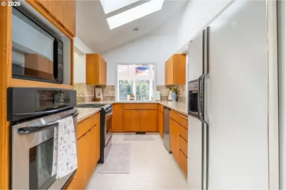 518 Oceanview Ln, Gleneden Beach, OR 97388 - Photo 13