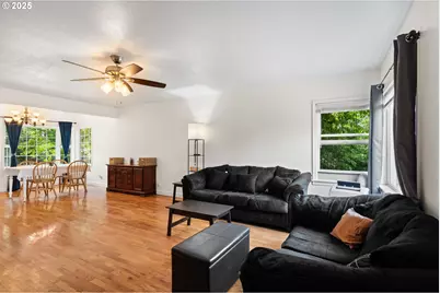 203 Williams Finney Rd, Kelso, WA 98626 - Photo 7