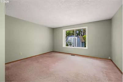 701 SW Linneman Ct, Gresham, OR 97030 - Photo 17