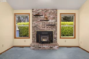 701 SW Linneman Ct, Gresham, OR 97030 - Photo 7
