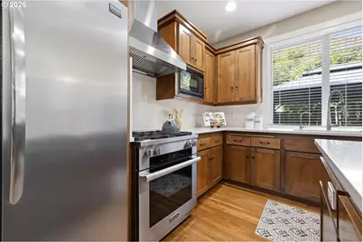 5308 Southwood Dr, Lake Oswego, OR 97035 - Photo 15