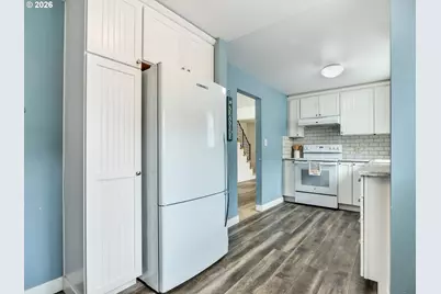 560 S Downing St, Seaside, OR 97138 - Photo 17