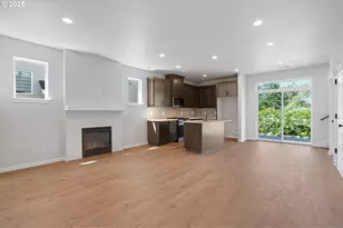 195 SE Acacia Dr, Gresham, OR 97080 - Photo 7