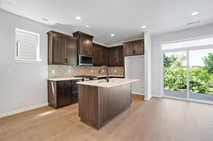 195 SE Acacia Dr, Gresham, OR 97080 - Photo 11