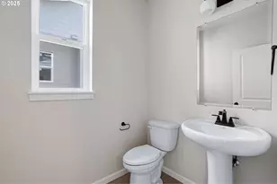 195 SE Acacia Dr, Gresham, OR 97080 - Photo 5