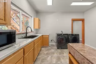 2262 Todd St, Eugene, OR 97405 - Photo 33