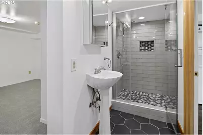 6306 E Evergreen Blvd, Vancouver, WA 98661 - Photo 37