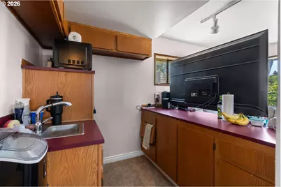1122 SE 1st St, Winlock, WA 98596 - Photo 39