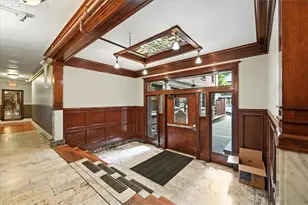 2109 NW Irving St, Portland, OR 97210 - Photo 7