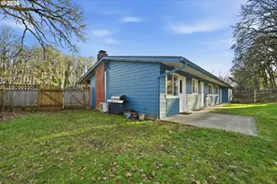 241 NE Azalea Dr, Adair Village, OR 97330 - Photo 29