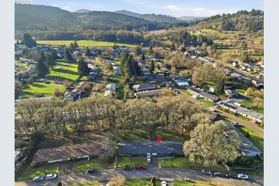 241 NE Azalea Dr, Adair Village, OR 97330 - Photo 33