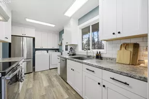 241 NE Azalea Dr, Adair Village, OR 97330 - Photo 11