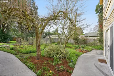 7108 NE Going St, Portland, OR 97218 - Photo 39