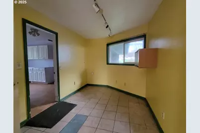 2910 SE Hillyard Rd, Gresham, OR 97080 - Photo 15