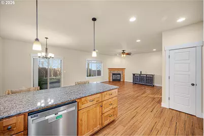 380 NW Reed Ln, Dallas, OR 97338 - Photo 25