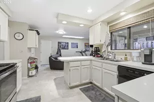 7505 SW Hyland Way, Beaverton, OR 97008 - Photo 11