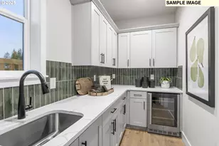 777 Magnolia Ave, Woodburn, OR 97071 - Photo 5