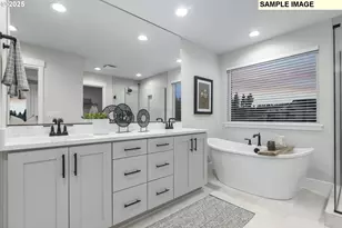 777 Magnolia Ave, Woodburn, OR 97071 - Photo 13