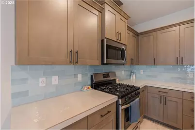 2856 S Nectarine St, Cornelius, OR 97113 - Photo 7