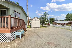 426 Cedar St, Yoncalla, OR 97499 - Photo 41