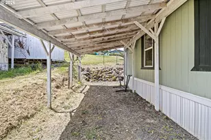 426 Cedar St, Yoncalla, OR 97499 - Photo 43