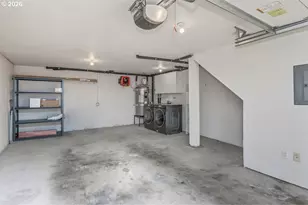 1687 SE Linn St, Portland, OR 97202 - Photo 23