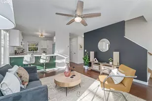 1687 SE Linn St, Portland, OR 97202 - Photo 9