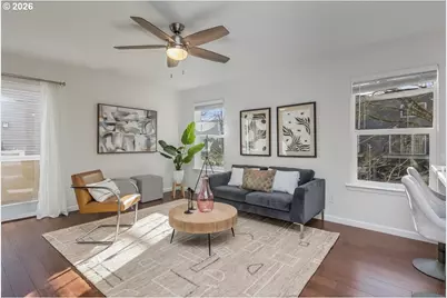 1687 SE Linn St, Portland, OR 97202 - Photo 3