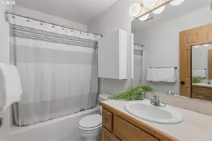 1687 SE Linn St, Portland, OR 97202 - Photo 19