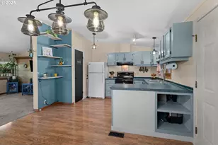 8365 Stark St, Rockaway Beach, OR 97136 - Photo 7