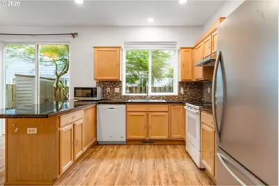 17483 SW September Ln, Beaverton, OR 97003 - Photo 11