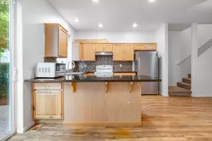 17483 SW September Ln, Beaverton, OR 97003 - Photo 9