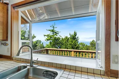 400 Highland Dr, Oceanside, OR 97134 - Photo 9