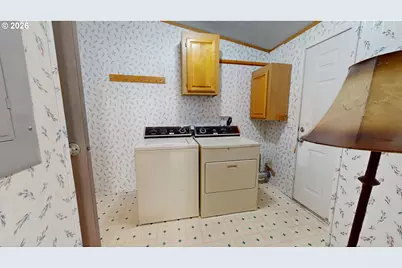 3768 Oregon Ave, Springfield, OR 97478 - Photo 13