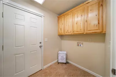 3928 SE Umatilla Loop, Prineville, OR 97754 - Photo 9