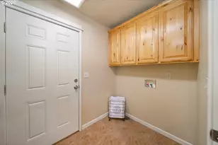 3928 SE Umatilla Loop, Prineville, OR 97754 - Photo 9