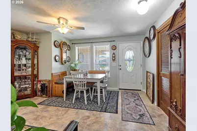 2093 Astor Way, Woodburn, OR 97071 - Photo 7
