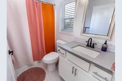 6538 SE 64th Ave #B, Portland, OR 97206 - Photo 21