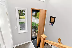 4225 SW Iowa St, Portland, OR 97221 - Photo 3