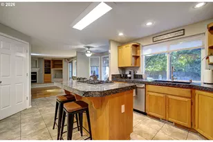 11411 NW 8th Ct, Vancouver, WA 98685 - Photo 15